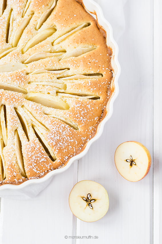 Apfelkuchen | apple cake | Apfel-Marzipan-Kuchen | Apfel-Kuchen mit Marzipan | © monsieurmuffin