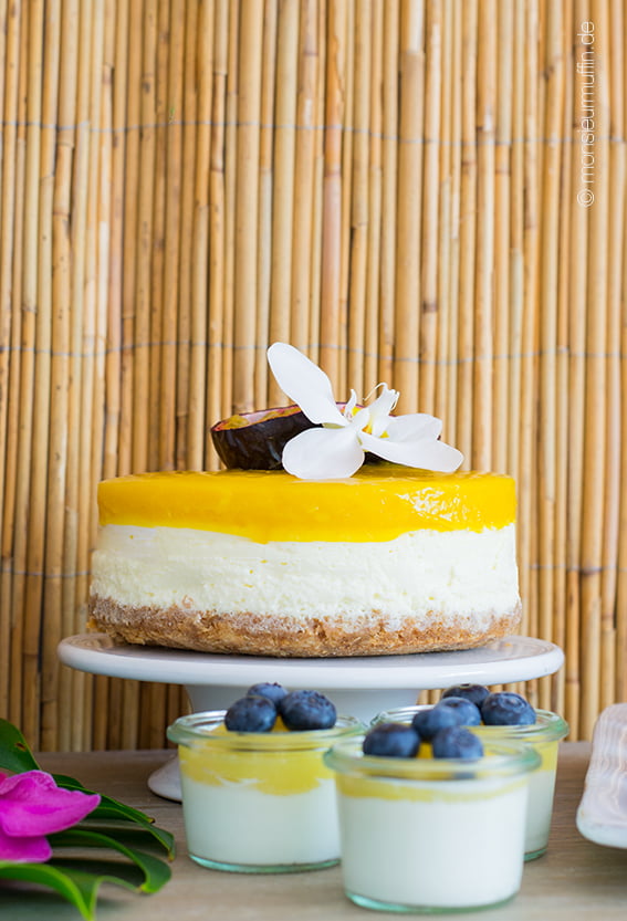 Mango-Cheesecake | Cheesecake with mango | Babyshower-Party | Karbik-Party | Tropical cake | tropical sweet table | © monsieurmuffin