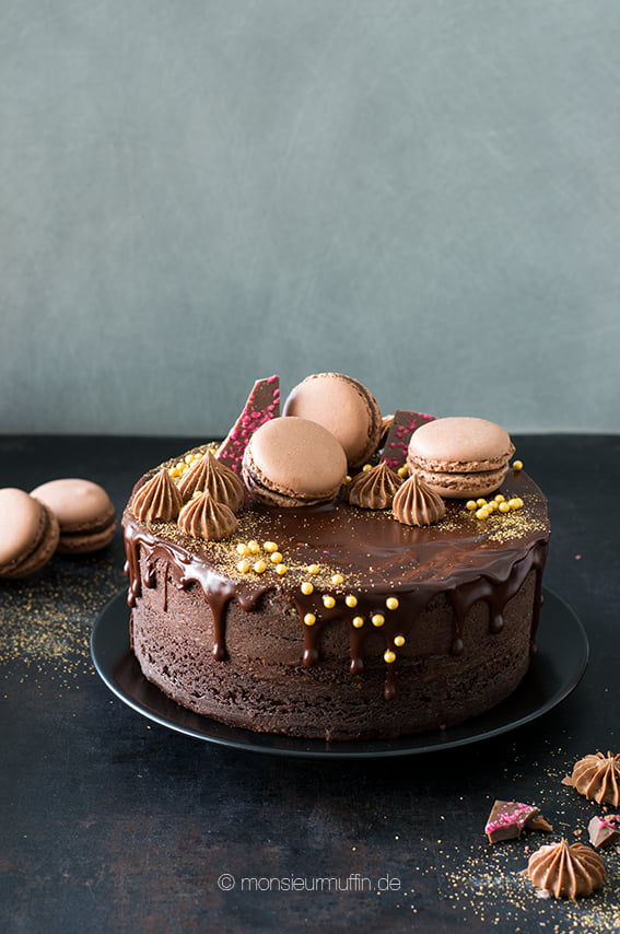 Chocolate Drip Cake | Schokoladen Drip Cake Rezept | Schokoladenkuchen | © monsieurmuffin 