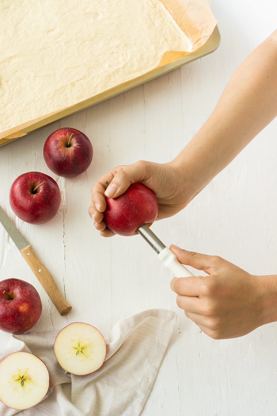 Versunkener Apfelkuchen Rezept mt Step by Step Schritten | apple cake | Winterlicher Apfelkuchen | © monsieurmuffin