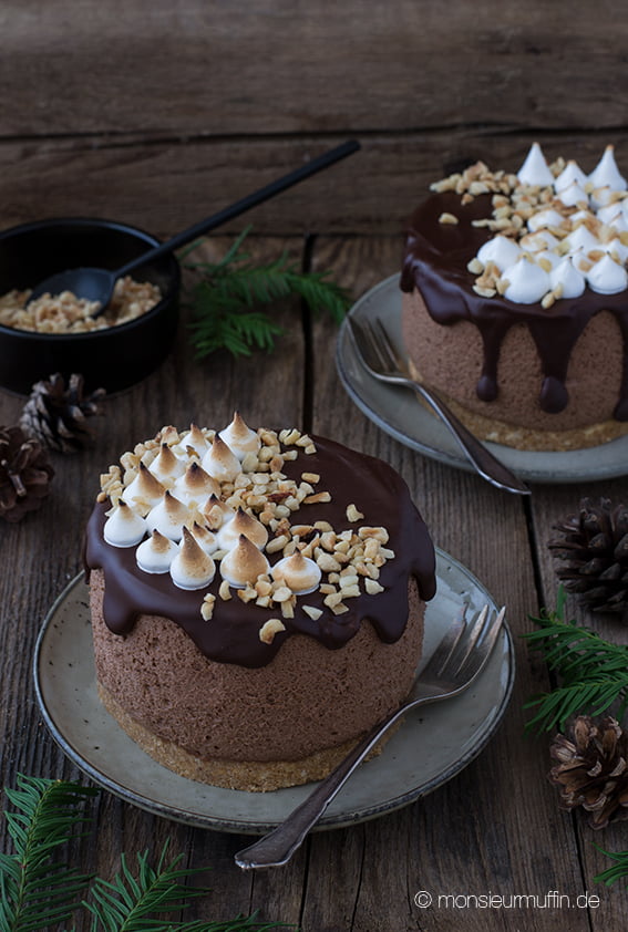 Schokoladentorte | Mousse au chocolat-Törtchen Rezept | Weihnachts-Dessert | © monsieurmuffin