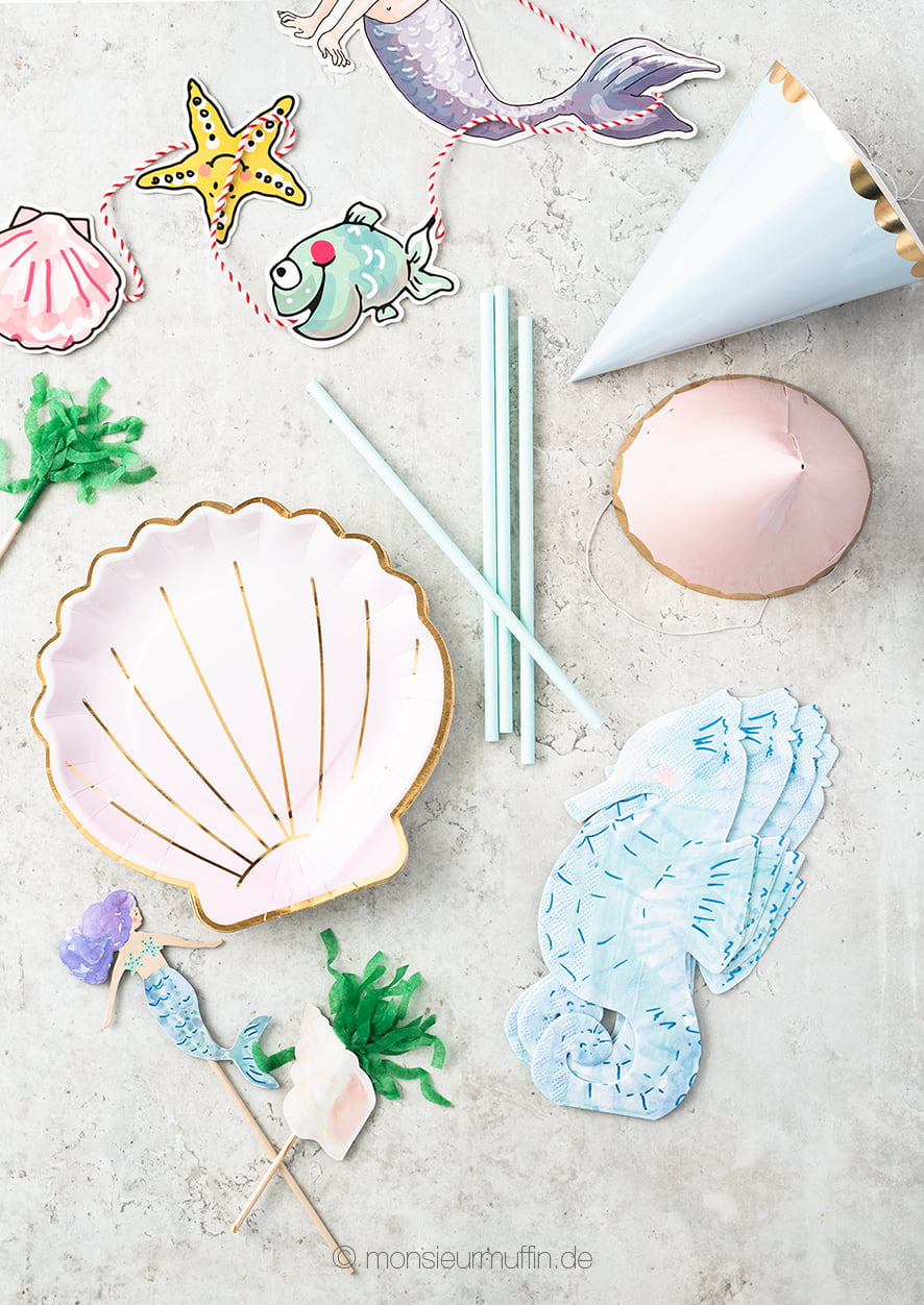 Lebkuchen-Herzen Verzieren mit Tricks und Kniffen und tollen Ideen für eine Meerjungfrauen-Party | © monsieurmuffin.de