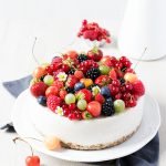 Kokos-Beeren-Torte | laktosefrei | vegan | gesunder Kuchen | Krautkopf - Vegetarisch kochen und genießen | © monsieurmuffin