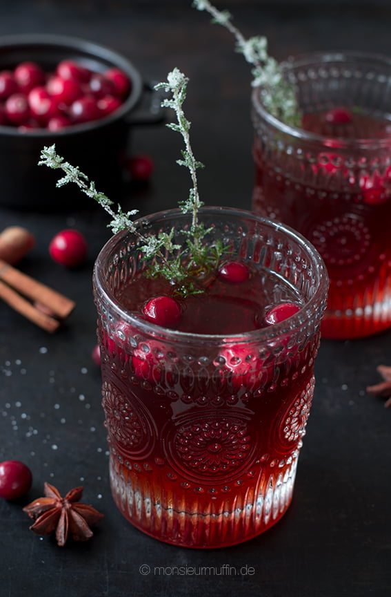 Weihnachtspunsch mit Cranberries mit und ohne Alkohol
